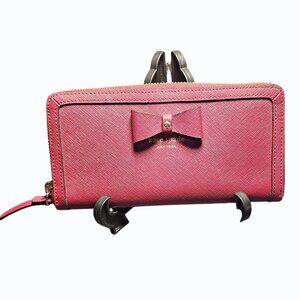 Kate Spade New York Hazel Court Bow Lacey Leather Zip Around Wallet, Merlot EUC
